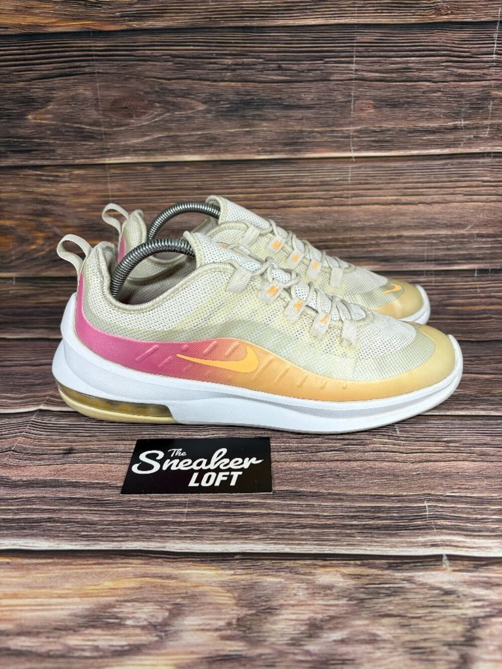 Nike Air Max Axis Women's White Melon Tint Laser Fuchsia Athletic Shoes Size 10